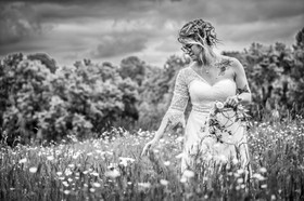 photographe de mariage dans les Deux Sèvres, la Vendée, et le Maines et Loire. Photographe à Bressuire, Parthenay, Niort, Les Herbiers, Cholet, et Saumur.