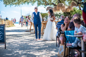 photographe de mariage dans les Deux Sèvres, la Vendée, et le Maines et Loire. Photographe à Bressuire, Parthenay, Niort, Les Herbiers, Cholet, et Saumur.