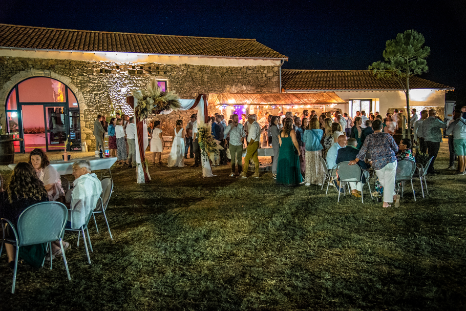 photographe de mariage dans les Deux Sèvres, la Vendée, et le Maine et Loire.Photographe à Bressuire, Parthenay, Niort, Les Herbiers, Cholet, et Saumur.